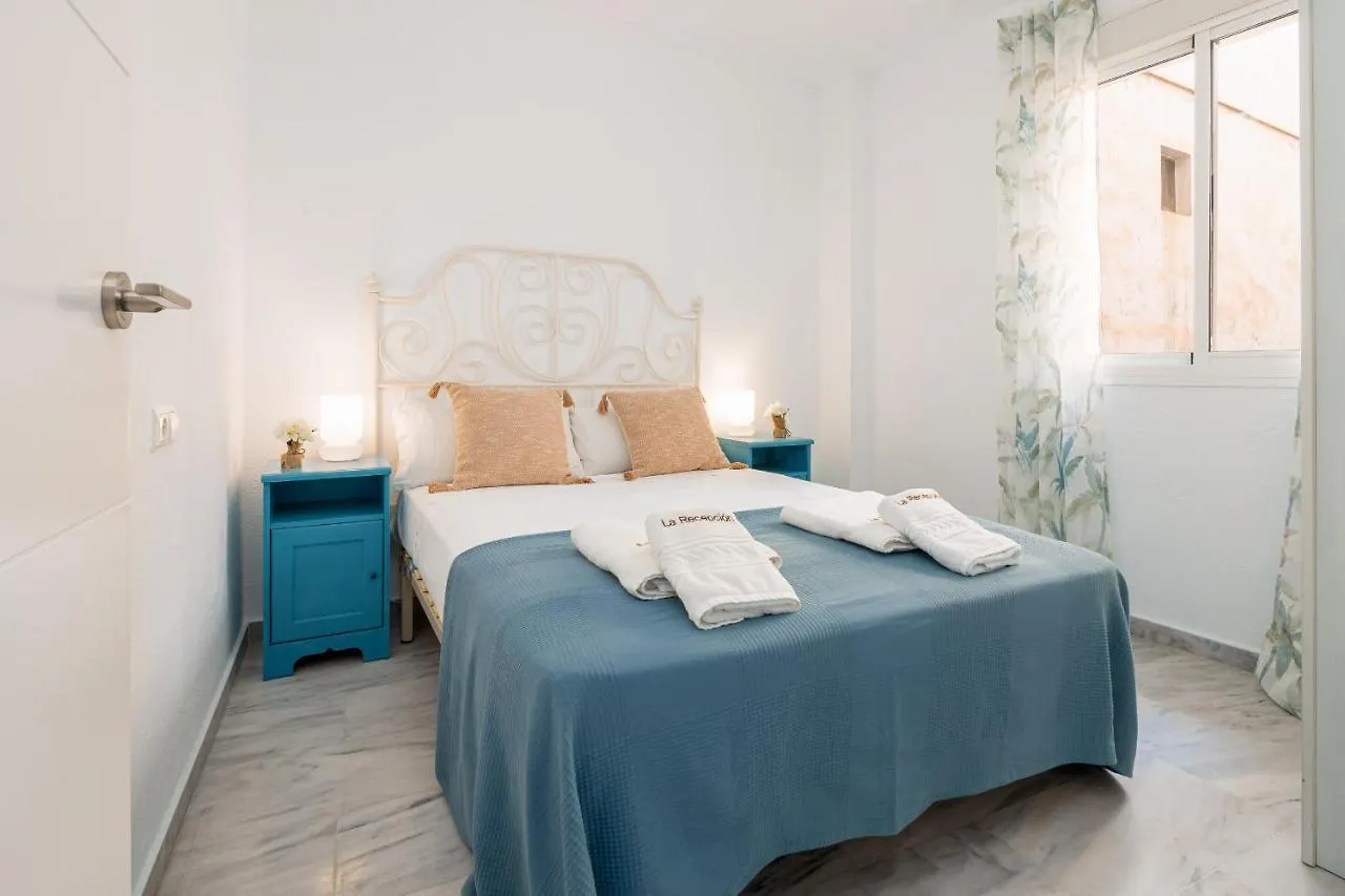 C17 Lovely 2 Bdr Apartment 말라가